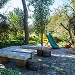 Сasa de vacaciones Spacious House With Sea View