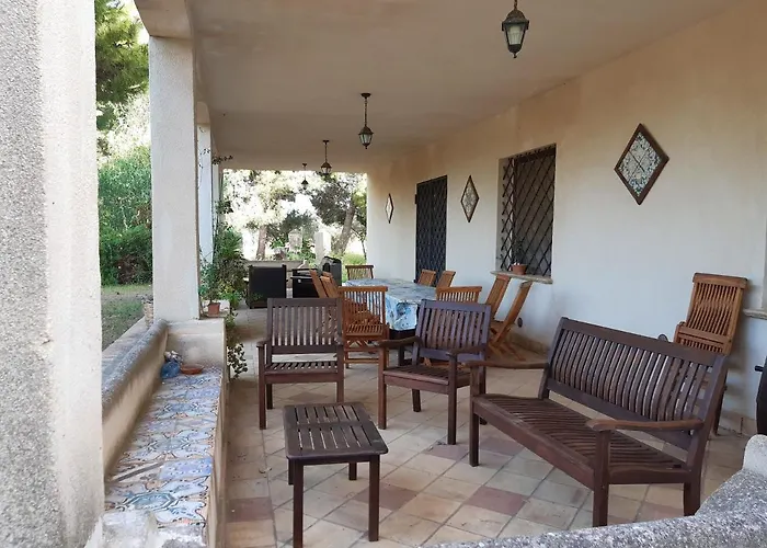 Hébergement de vacances Spacious House With Sea View