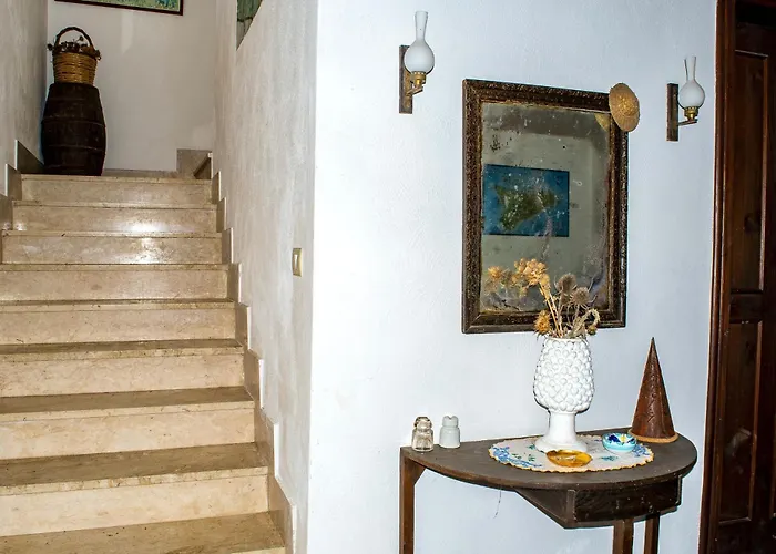 Spacious House With Sea View