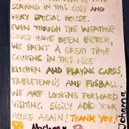 Spacious House With Sea View Nyaraló