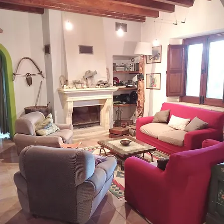 Spacious House With Sea View