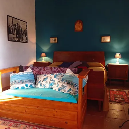 Spacious House With Sea View Holiday home