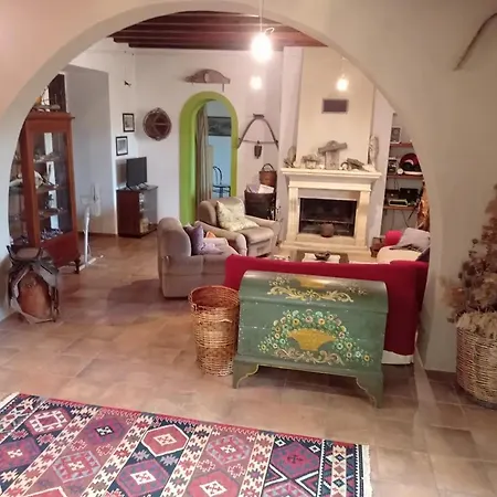 Spacious House With Sea View *