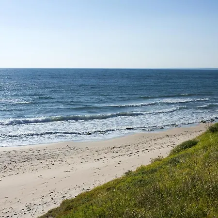 Spacious House With Sea View